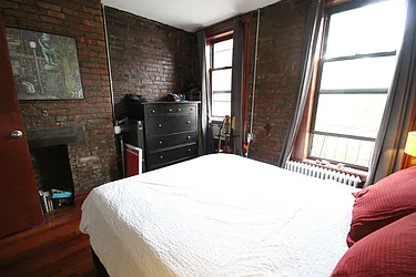 Rented by Dynamik Realty