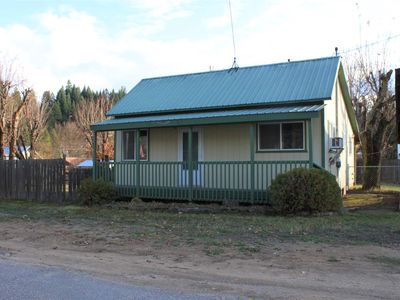 105 W 6th St, Newport, WA, 99156