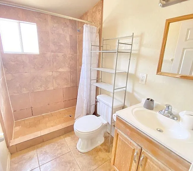 814 S Pagent Ave #5 — Photo 6