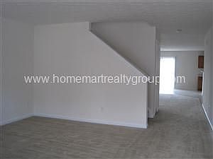 4th image of 2572 Meadow Trace Dr