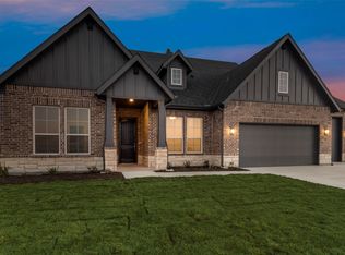 126 Pampas Ct, Decatur, TX 76234