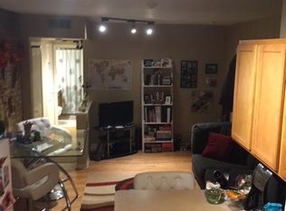 3005 N Halsted St APT 1C, Chicago, IL 60657