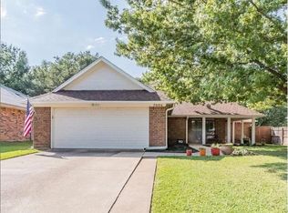 7504 Steward Ln, Fort Worth, TX 76182