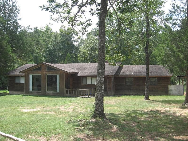 1st image of 290 Eagle Creek Dr