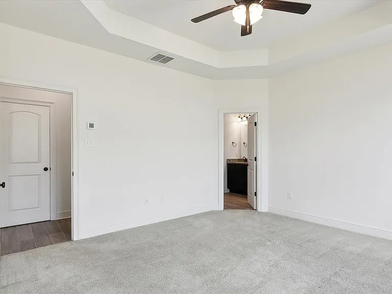 1013 Cypresswood — Photo 16