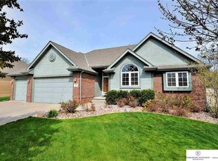 10220 Josephine Ave, La Vista, NE 68128
