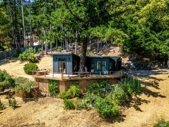 4115 Blackhawk Drive, Willits, CA 95490