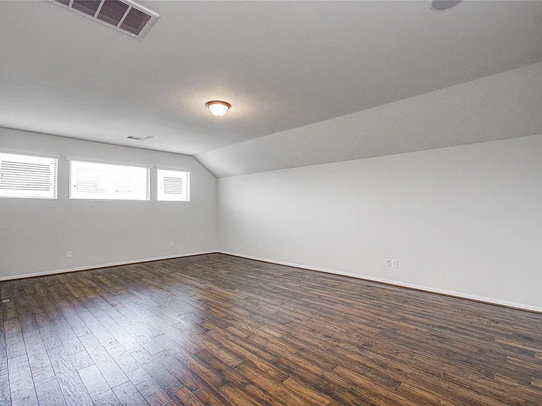 28666 Pleasant Forest Dr — Photo 41