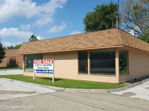 2907 Douglas Ave, Des Moines, IA 50310