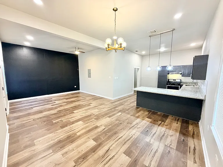105 Dewitt St — Photo 8