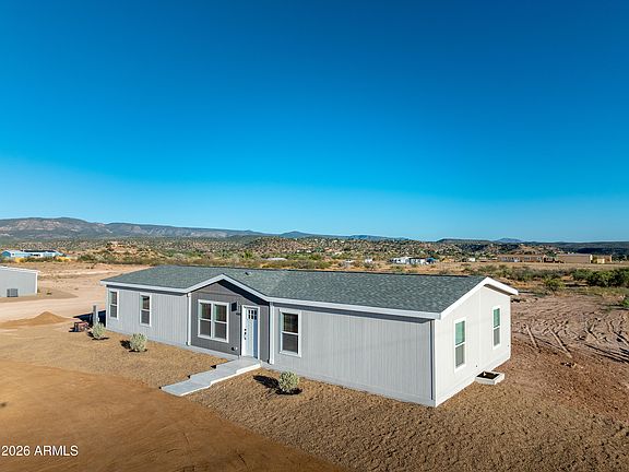 2nd image of 4101 E Dahlia Avenue