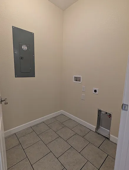 3325 S Palm Ave — Photo 9