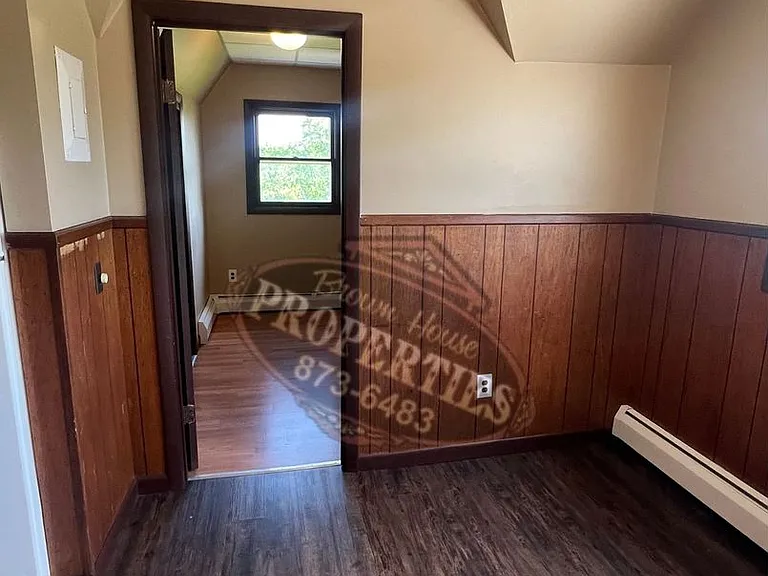 135 Oakland Rd — Photo 23