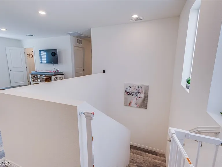 7712 Lush Oasis Ave — Photo 13