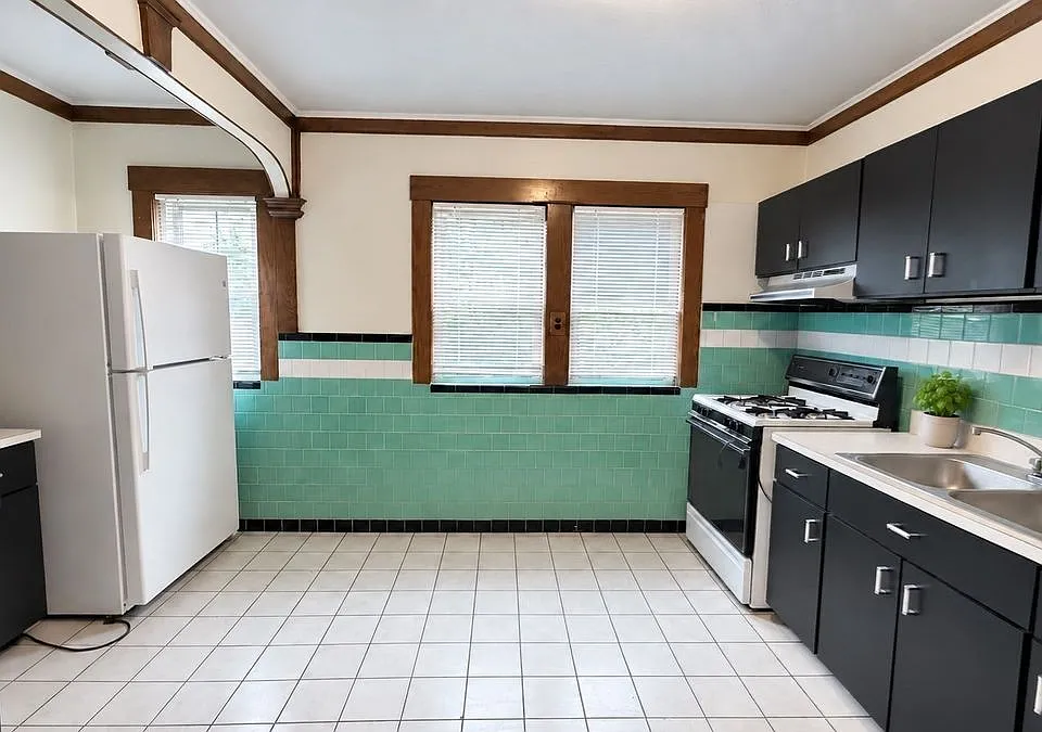 354 N Main St #306