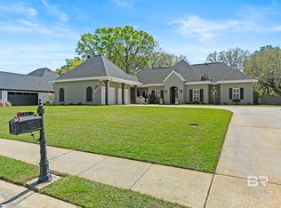 204 S Tee Dr, Fairhope, AL 36532