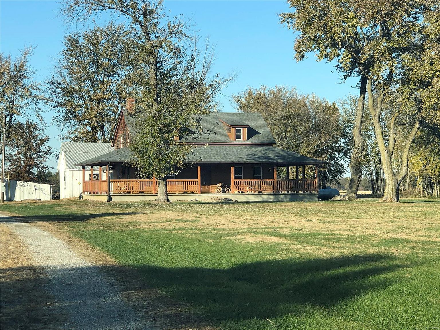 9689 Conrad Rd, Alhambra, IL 62001 Zillow