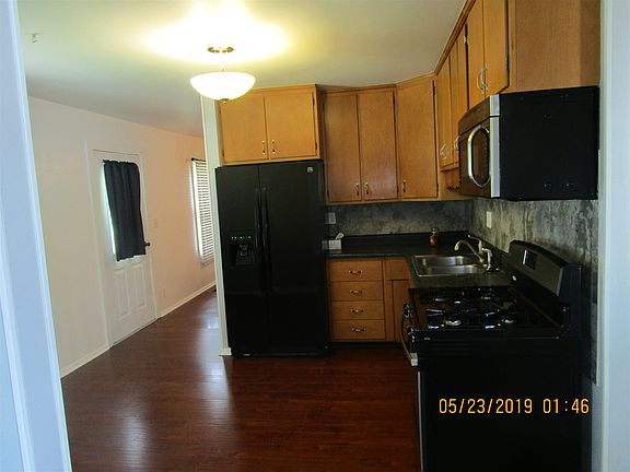 2nd image of 2017 Arapahoe Dr