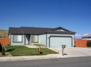 719 Strauss Ct, Sun Valley, NV 89433