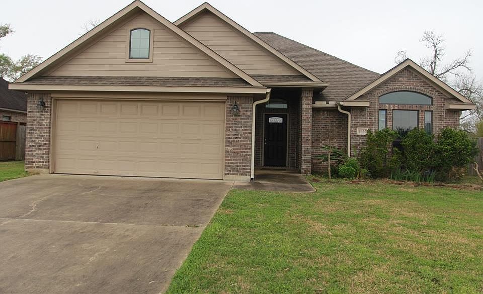 1st image of 1044 Cardinal Dr