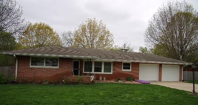 1st image of 2810 S 42nd St