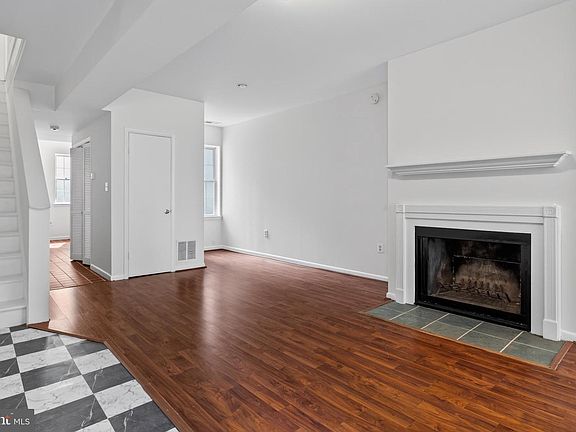 5th image of 515 13th St NE