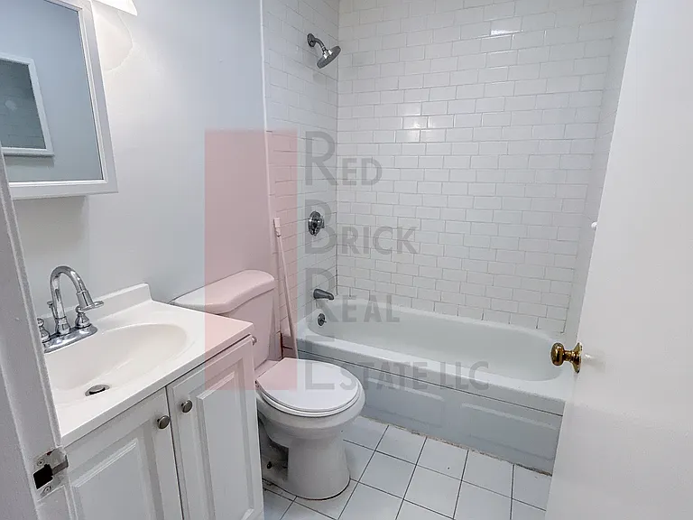 7 Follen St #3 — Photo 9
