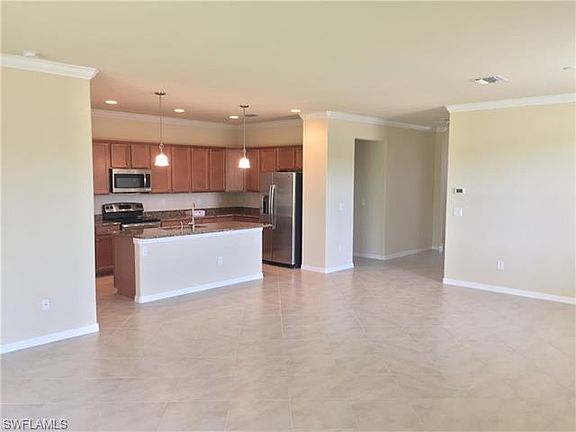 2nd image of 3599 Valle Santa Cir