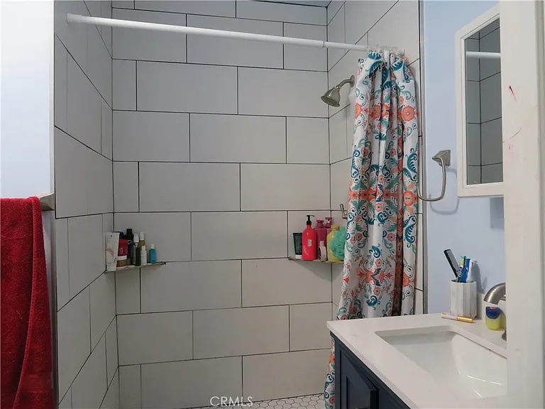 3923 S South Normandie Ave — Photo 9