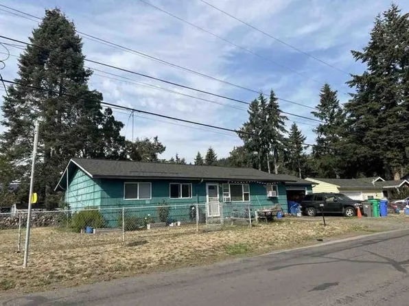 8607 NE Brazee St, Portland, OR 97220