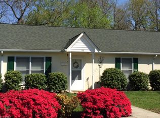 138 Churchill Ln, Mount Airy, NC 27030