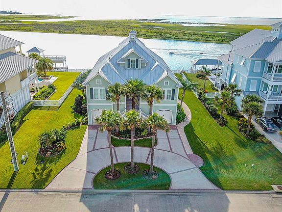 2nd image of 20902 E Sunset Bay Dr
