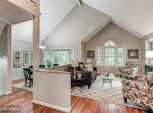 6837 Camus Pl, Springfield, VA 22152