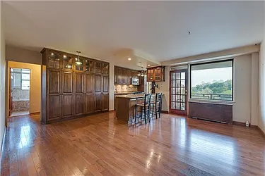 Sold by Exclusive Properties Sotheby's International Realty