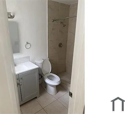 4972 SW 5th Ct — Photo 9