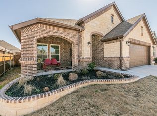 705 Long Iron Dr, Fort Worth, TX 76108