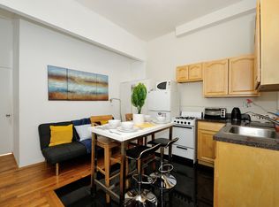 440 W 45th St #1RW, New York, NY 10036