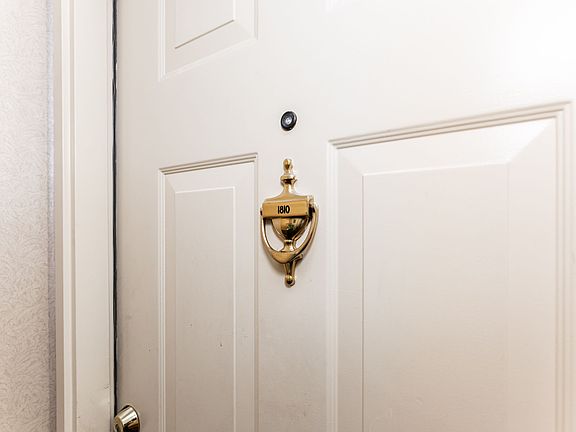 3rd image of 1280 W Peachtree St NW