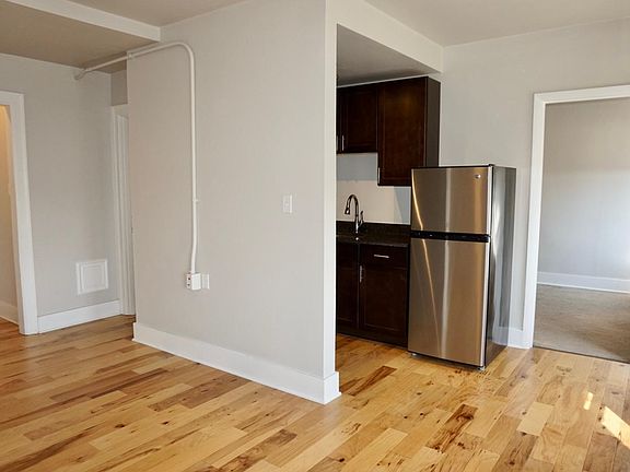 Living space and kitchen area