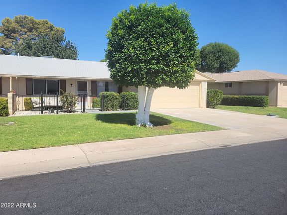 4th image of 10535 W Tropicana Cir