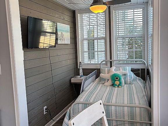 3rd image of 351 Lake Arrowhead Rd #20177