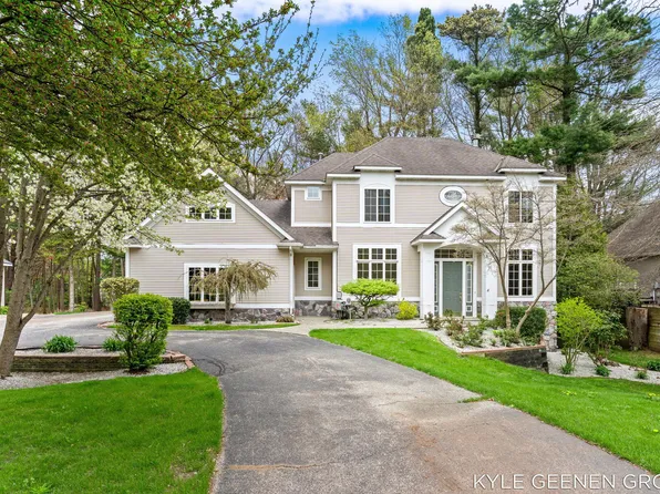 2918 Foxboro Ln, Holland, MI 49424