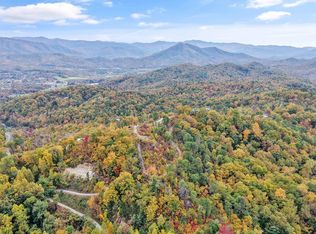 2594 Hatcher Mountain Rd, Sevierville, TN 37862