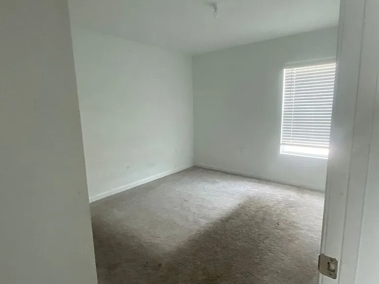1668 Colebrook Cir SW — Photo 7