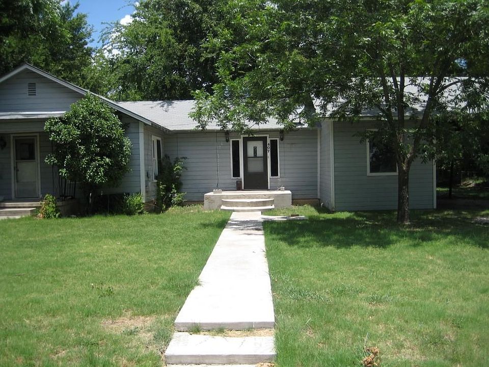 1st image of 407 W Avenue A