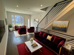 2215 Fernon St, Philadelphia, PA 19145