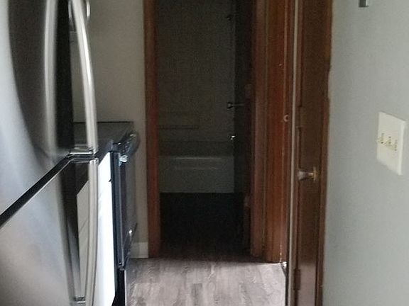 4th image of 2035 9th St APT 1