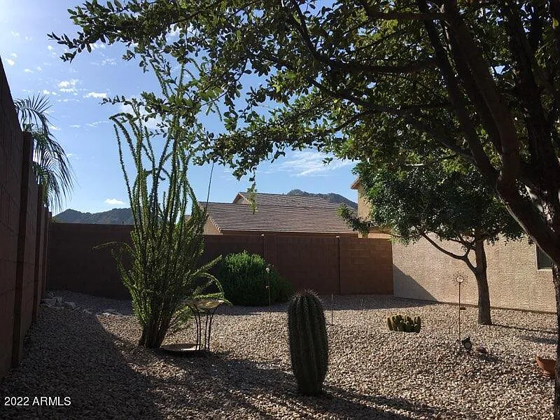 3 bed, 2.0 bath, 1536 sqft, $1,850 — Photo 3