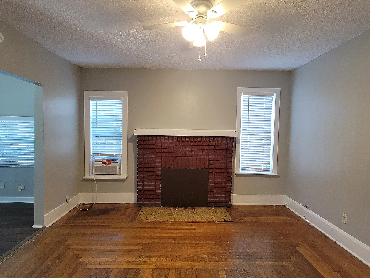1 bed, 650 sqft, $1,350 — Photo 3