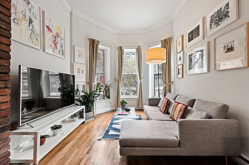 1st image of 23 W 83rd St APT 2F